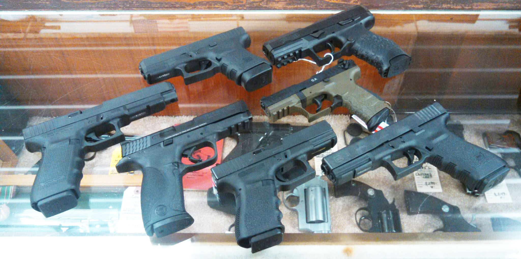 IN STOCK- NEW HANDGUNS- GLOCK 30S .45, GLOCK 41gen4 .45, WALTHER PPX 9mm, SMITH & WESSON M&P9 9mm, WALTHER P22 .22lr, GLOCK 23 .40 & GLOCK 21 .45. Stop by and take a look!